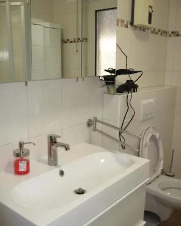 Diamond House Deluxe 4 Apartamento Coblenza