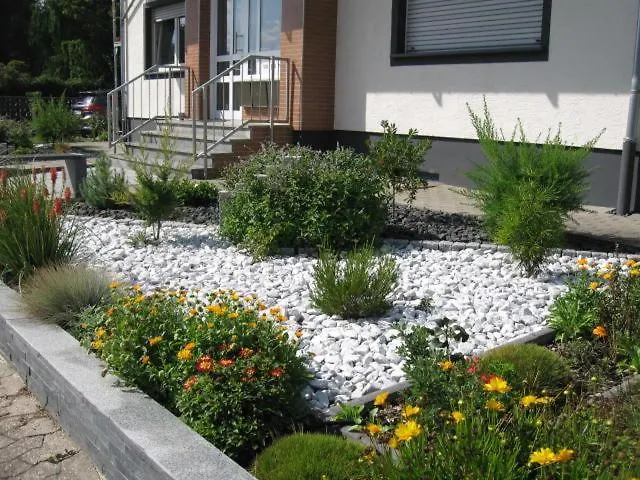 Diamond House Deluxe 4 *